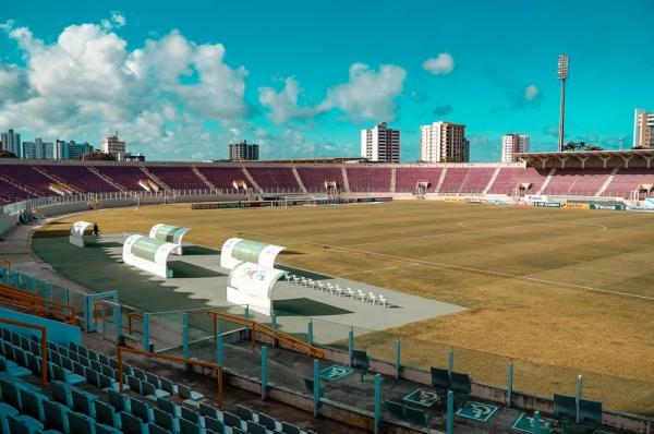  Est&aacute;dio Batist&atilde;o, em Aracaju.(Imagem:Coritiba )