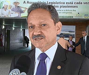 Candidaturas da base deixam interferência difícil para governador, diz Brandão