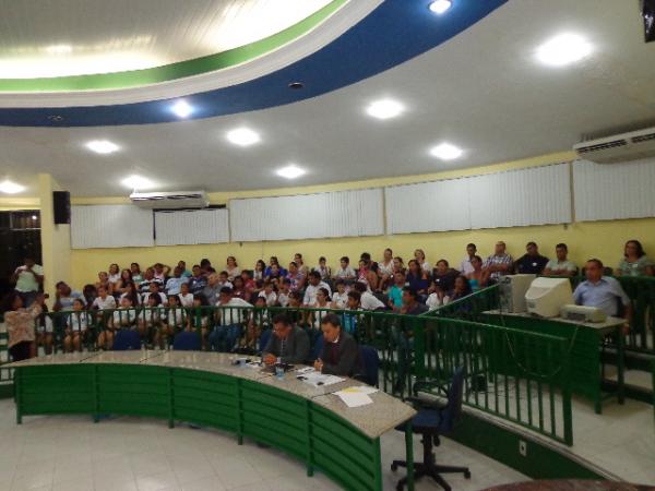 E. P. P. apresenta Projeto ambiental em Sess&atilde;o Ordin&aacute;ria da C&acirc;mara Municipal de Floriano(Imagem:FlorianoNews)