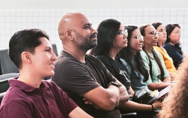 Seduc realiza formação com equipes multiprofissionais para aprimorar atendimento nas escolas