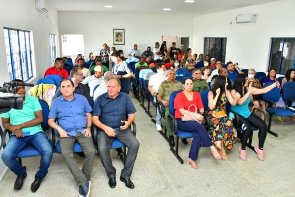  Carnaval: Prefeitura lan&ccedil;a a programa&ccedil;&atilde;o da Folia de Momo em Floriano.(Imagem:Secom)