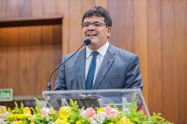 Rafael Fonteles faz leitura da mensagem anual com balanço e metas de 2024 nesta segunda (3) na Alepi