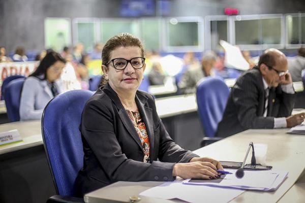 Proximidade das eleições leva a "guerra" virtual