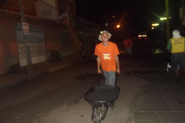 Iniciada em Floriano opera&ccedil;&atilde;o tapa-buracos(Imagem:FlorianoNews)