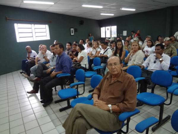 Combate &agrave; dengue em Floriano ser&aacute; coordenado por comit&ecirc; gestor permanente.(Imagem:FlorianoNews)
