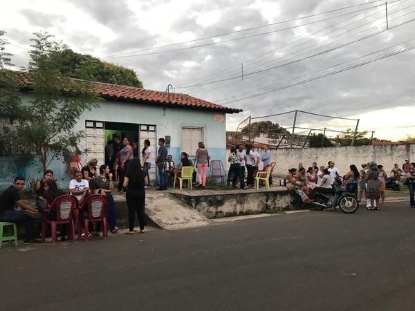 Corpo de estudante baleado na cabeça em Teresina é velado em Caxias, no MA