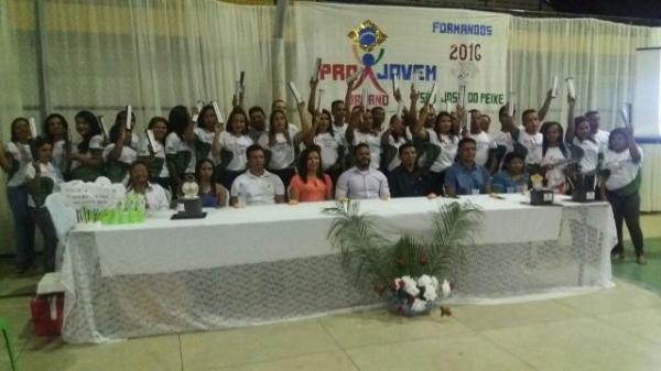 S&atilde;o Jos&eacute; do Peixe comemora formatura dos alunos do Projovem Urbano.(Imagem:Socorro Landim)
