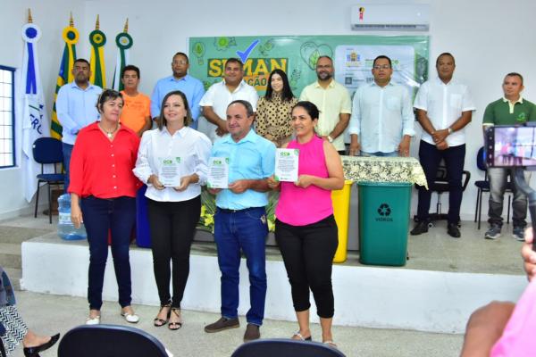 Vereadores acompanham premia&ccedil;&atilde;o de projetos ambientais realizados em Floriano(Imagem:Reprodu&ccedil;&atilde;o)