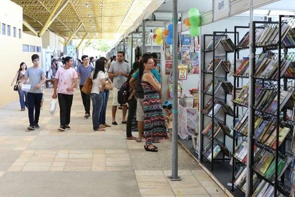 Em Teresina, Salipi encerra suas atividades neste domingo (16) ao som de Chico César e Zeca Baleiro