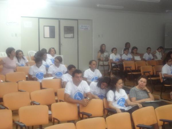 Est&aacute; sendo realizada em Floriano a capacita&ccedil;&atilde;o dos direitos e da inclus&atilde;o da pessoa deficiente.(Imagem:FlorianoNews)