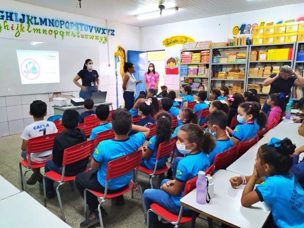 Semec faz nova convocação de estagiários em Teresina