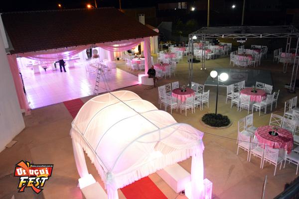 Noivos e Festa Toinha Andrade realizou eventos em Floriano e Uru&ccedil;ui.(Imagem:Divulga&ccedil;&atilde;o)