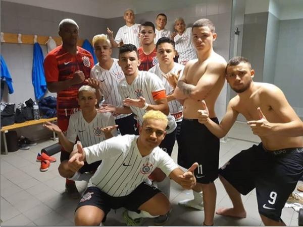 Corinthians corta pagamento de ajuda de custos a atletas amadores por conta da crise