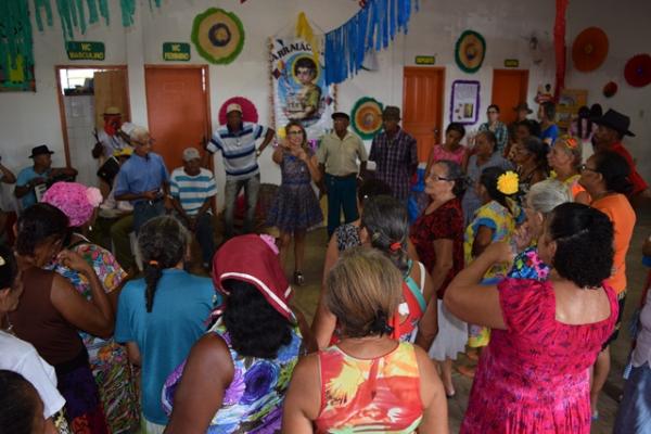 CRAS promove arraial para os idosos