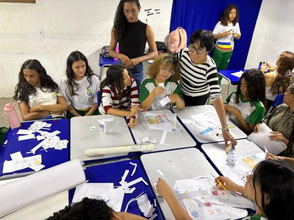 Escola cria jogos e transforma o aprendizado da Língua de Sinais em experiência divertida
