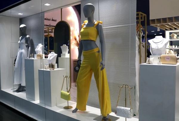  R&eacute;veillon 2023: confira tend&ecirc;ncias e dicas de looks para a virada do ano.(Imagem:L&iacute;via Ferreira /g1 )