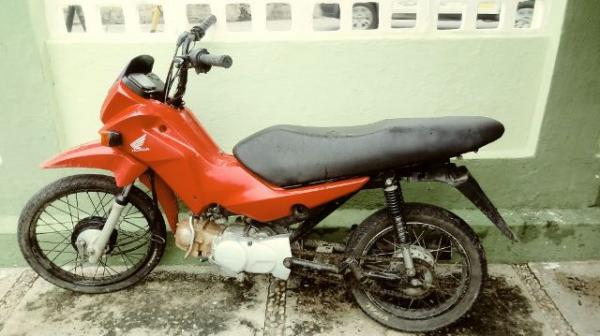 PM recupera motocicleta roubada em 2017 em Floriano