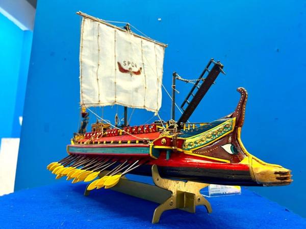 Exposição reúne miniaturas de embarcações no Museu do Piauí e mostra a arte da carpintaria