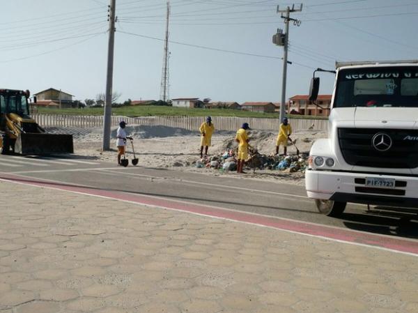 Cerca de 35 toneladas de lixo são retiradas das praias do Piauí após folia