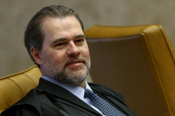 Toffoli rejeita pedido de investigação de Bolsonaro contra Alexandre Moraes