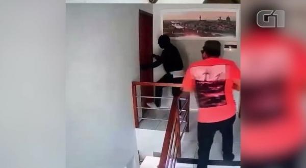 Assaltantes invadem casa de empres&aacute;rio em Teresina.(Imagem:Reprodu&ccedil;&atilde;o)