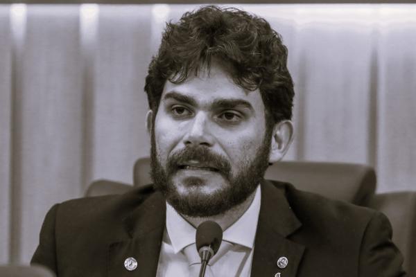 Com irregularidades, Justiça Eleitoral suspende programa eleitoral de Marcus Vinícius Kalume