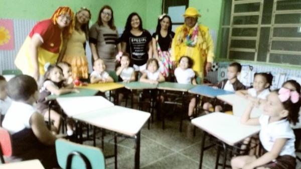 Educa&ccedil;&atilde;o infantil e 1&deg; ano participam do primeiro dia de aula na Escola Pequeno Pr&iacute;ncipe.(Imagem:FlorianoNews)