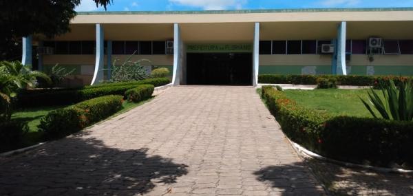 Prefeitura realiza terceira convocação de aprovados em concurso público em Floriano