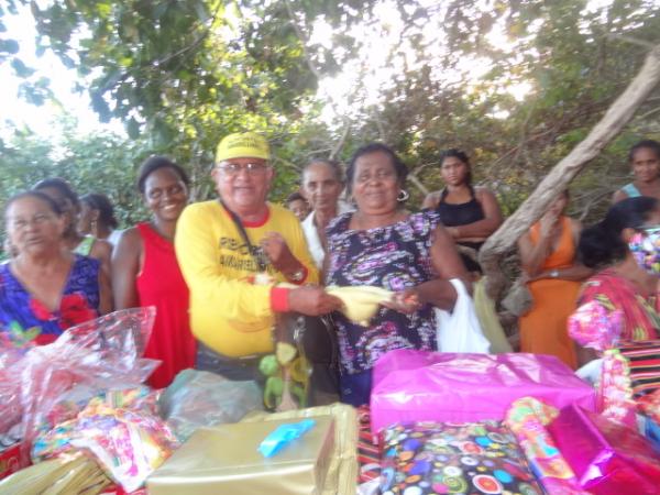 Comemora&ccedil;&atilde;o ao Dia das M&atilde;es  (Imagem:FlorianoNews)