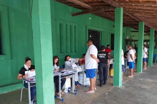 CTA de Floriano realiza testagem para ISTs em detentos da penitenciária Vereda Grande