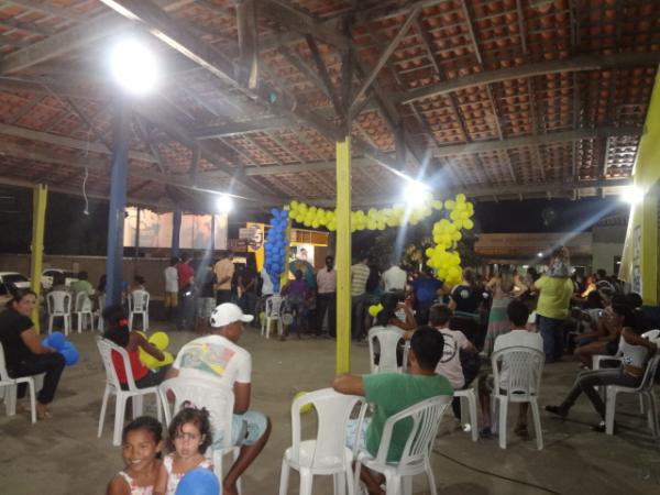Inaugurado comit&ecirc; pol&iacute;tico de En&eacute;as Maia e Ana Cleide.(Imagem:FlorianoNews)