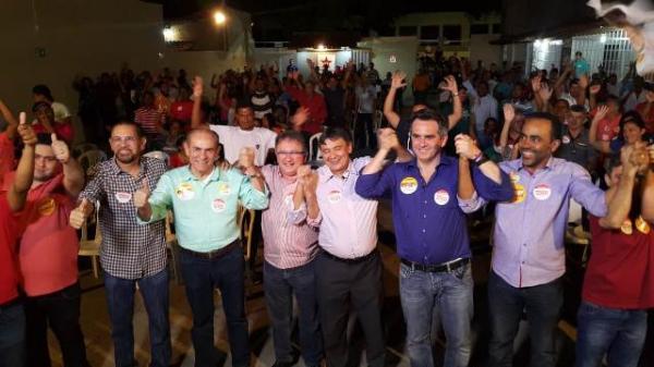 Merlog Solano agradece vota&ccedil;&atilde;o em Floriano.(Imagem:FlorianoNews)