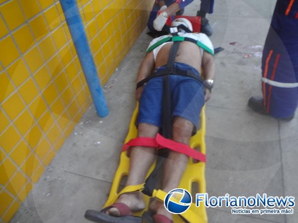 Acidente de moto deixa v&iacute;tima gravemente ferida em Floriano.(Imagem:FlorianoNews)