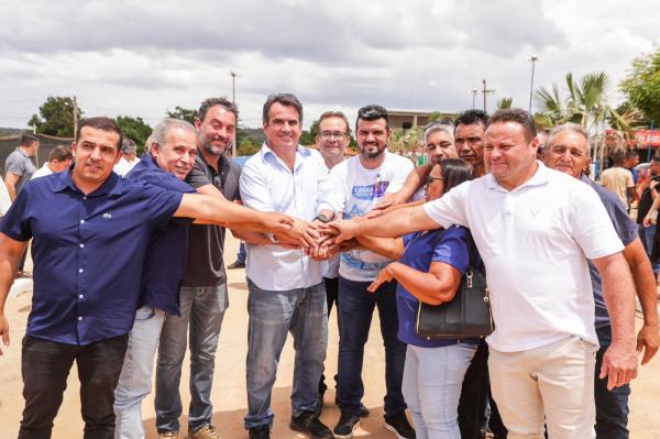 No aniversário de Lagoa do Sítio, Ciro Nogueira anuncia obras estruturantes para a cidade(Imagem:Ascom)
