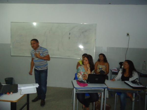 Seduc realiza forma&ccedil;&atilde;o de professores do Pronatec em Floriano.(Imagem:FlorianoNews)