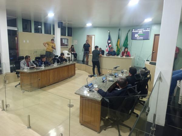 Vereador Marcus Vinicius destaca valoriza&ccedil;&atilde;o da educa&ccedil;&atilde;o durante sess&atilde;o do sindicato dos servidores em Bar&atilde;o de Graja&uacute;(Imagem:FlorianoNews)