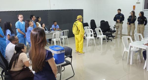 Prefeitura de Floriano participa de a&ccedil;&atilde;o de sa&uacute;de para motoristas em parceria com a PRF(Imagem:Secom)