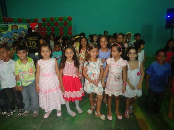 Escola Pequeno Pr&iacute;ncipe encerra comemora&ccedil;&otilde;es dos 20 anos.(Imagem: FlorianoNews)