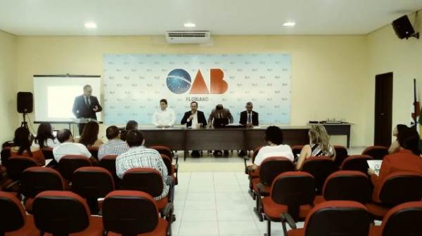 OAB de Floriano sedia Semin&aacute;rio de Trabalho Decente.(Imagem:FlorianoNews)