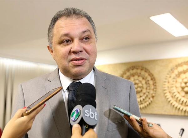 Saúde entrega plano para redução da mortalidade materna no Piauí