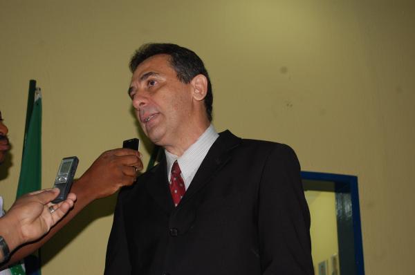 Prefeito Gilberto J&uacute;nior(Imagem:Valdemir Miranda)