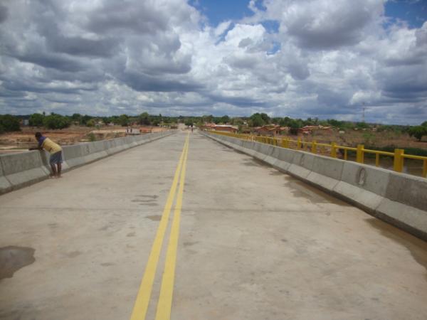 Nova ponte que d&aacute; acesso ao  municipio de Arraial(Imagem:reda&ccedil;&atilde;o)