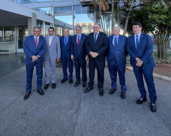 Júlio Arcoverde leva demandas de Teresina para o ministro da Saúde.(Imagem:Divulgação)
