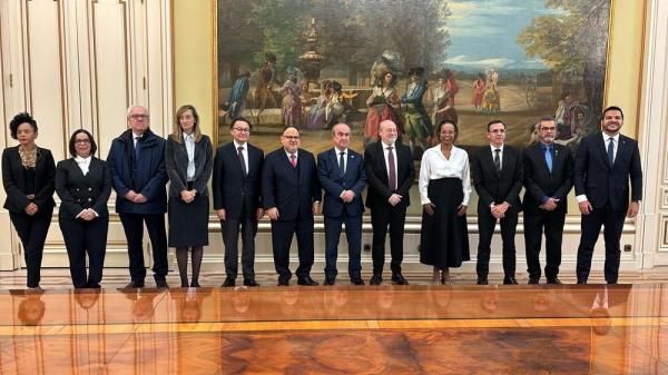 Secretário Washington Bandeira participa de seminário de Gestão da Aprendizagem na Espanha