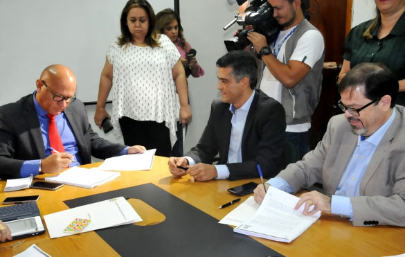Após decisão do TJ, governo contrata Aegea para gerir água em Teresina