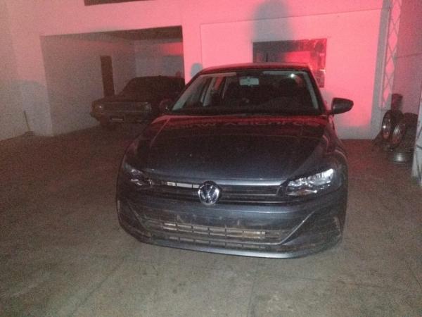 Homens são presos em Teresina com carro usado em assassinato de prefeito do Ceará