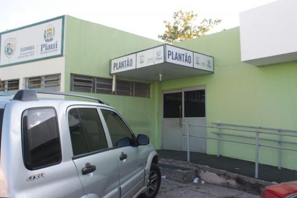 Irmãos são presos suspeitos de tentar matar filho de policial militar a facadas em Teresina