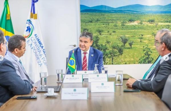 Dr. Francisco Costa discute políticas de inclusão para autistas em reunião com o ministro Wellington Dias(Imagem:ASCOM MDS)