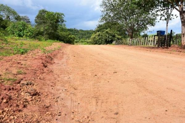 Prefeitura de Floriano intensifica recuperação de estradas vicinais e investe em infraestrutura (Imagem:Secom)