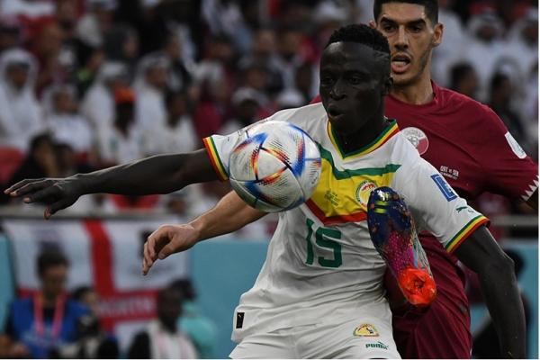 Senegal vence Qatar e segue vivo na briga por vaga no mata-mata da Copa